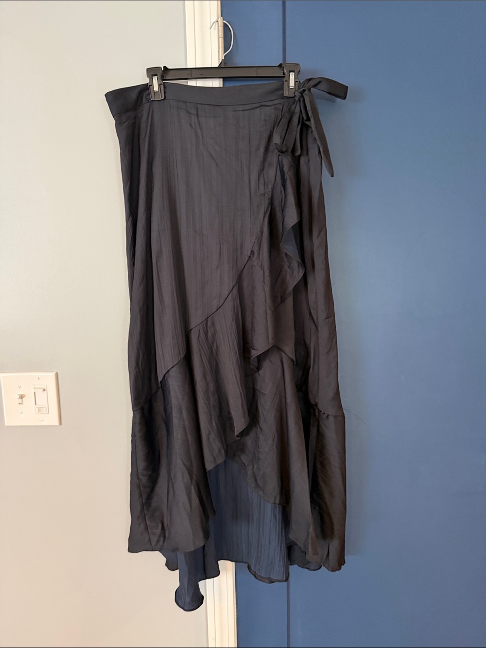 Maeve Anthropologie Black High-Low Wrap Skirt with Ruffle Tie XL boho flowy